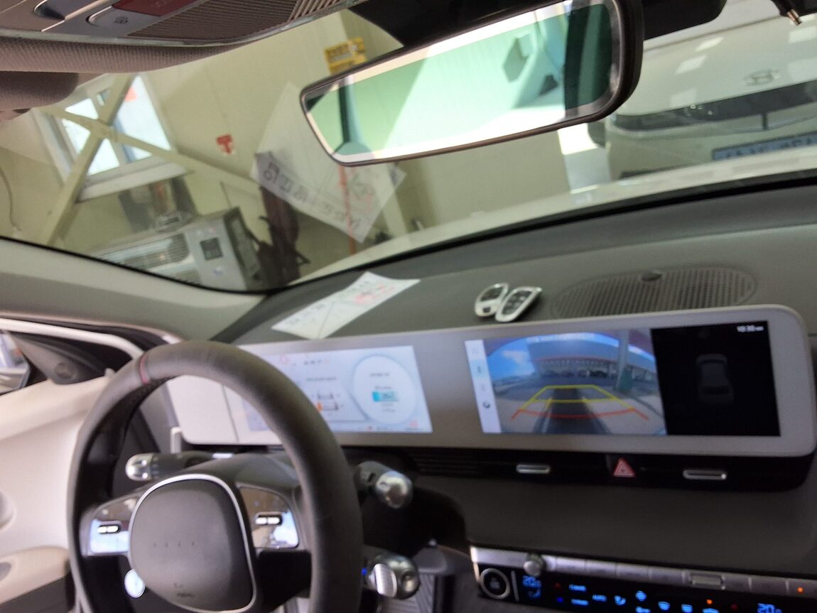 HYUNDAI IONIQ 5 EV 2WD LONG RANGE EXCLUSIVE 2024 - zdjęcie 25