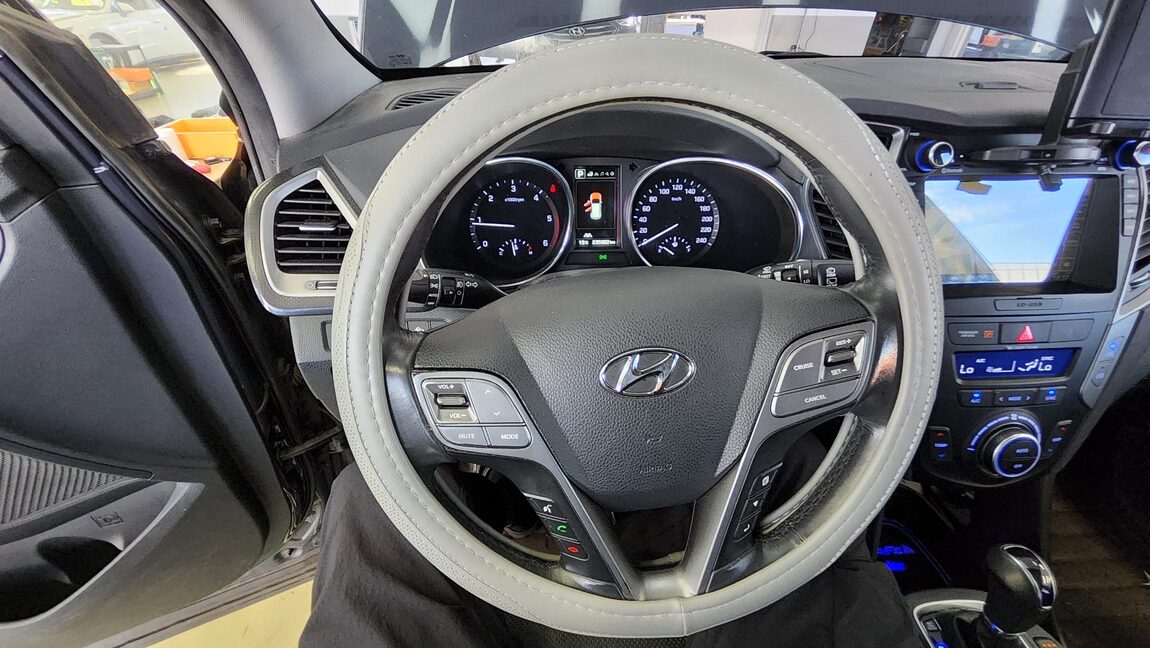 HYUNDAI SANTA FE THE PRIME DIESEL R2.0 2WD EXCLUSIVE 2016 - zdjęcie 17