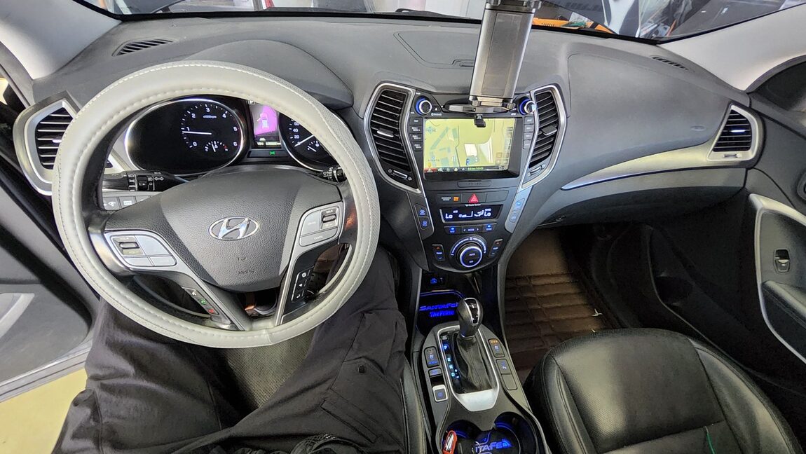 HYUNDAI SANTA FE THE PRIME DIESEL R2.0 2WD EXCLUSIVE 2016 - zdjęcie 11