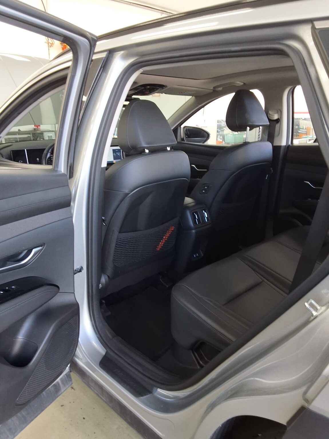 HYUNDAI THE NEW TUCSON HYBRID 1.6 HEV 4WD PREMIUM 2024 - zdjęcie 12