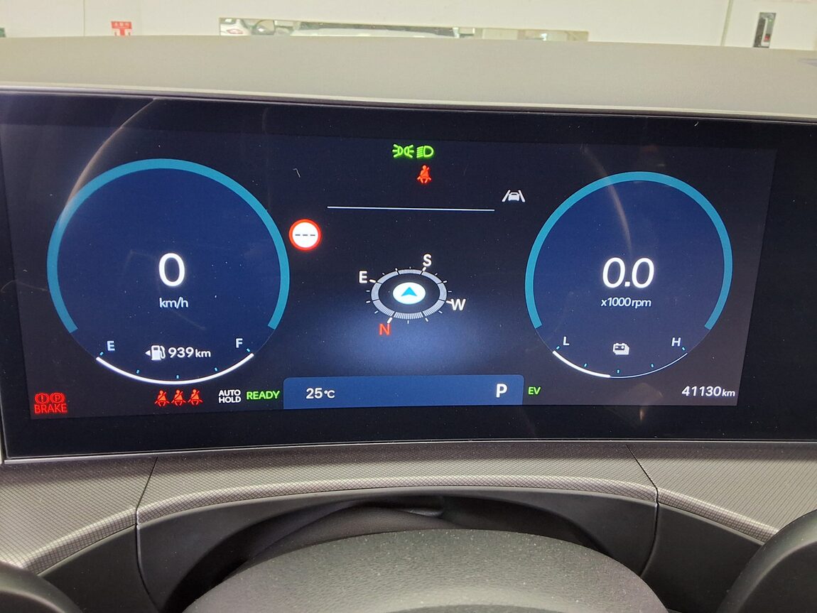 HYUNDAI THE ALL NEW SANTA FE HYBRID 1.6 HEV AWD PRESTIGE 2025 - zdjęcie 9