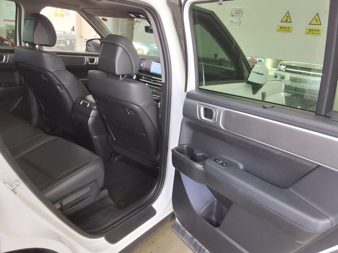 HYUNDAI THE ALL NEW SANTA FE HYBRID 1.6 HEV AWD PRESTIGE 2025 - zdjęcie 13