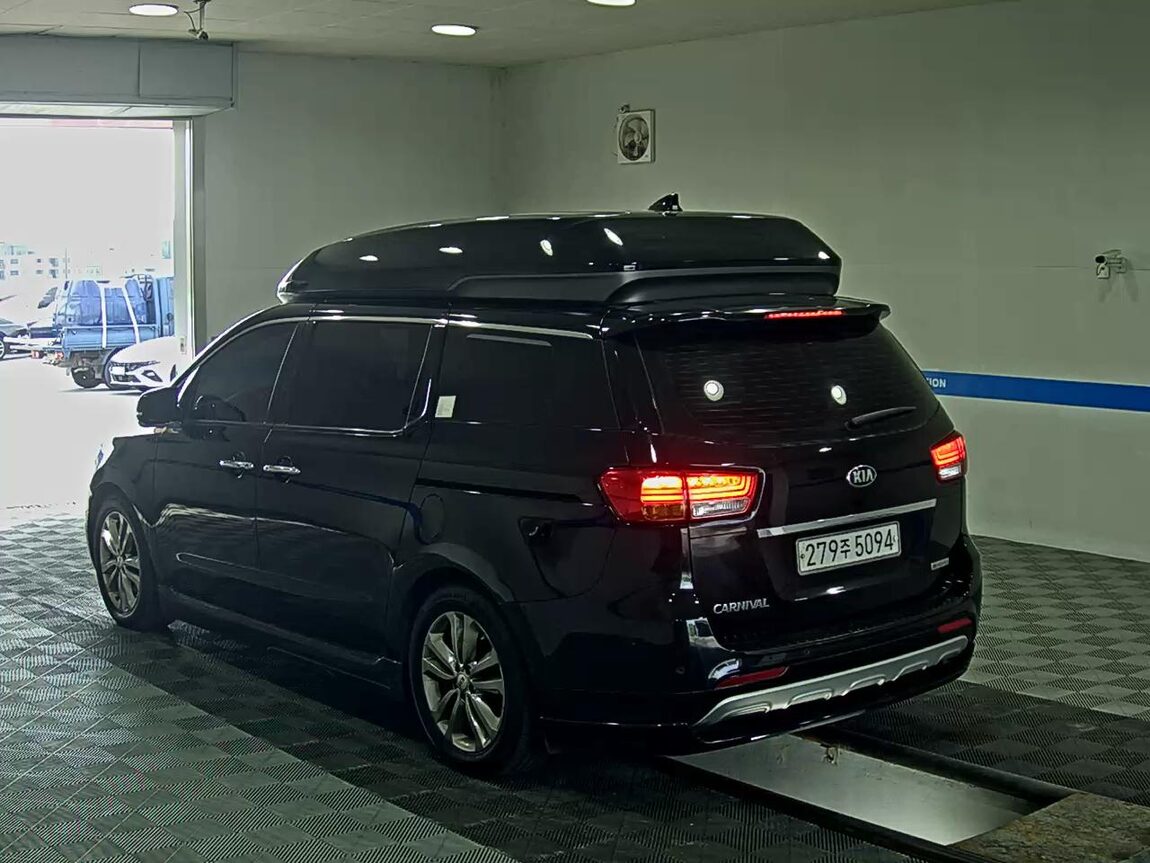 KIA ALL NEW CARNIVAL HI-LIMOUSINE DIESEL 9-SEATER NOBLESSE 2016 - zdjęcie 6