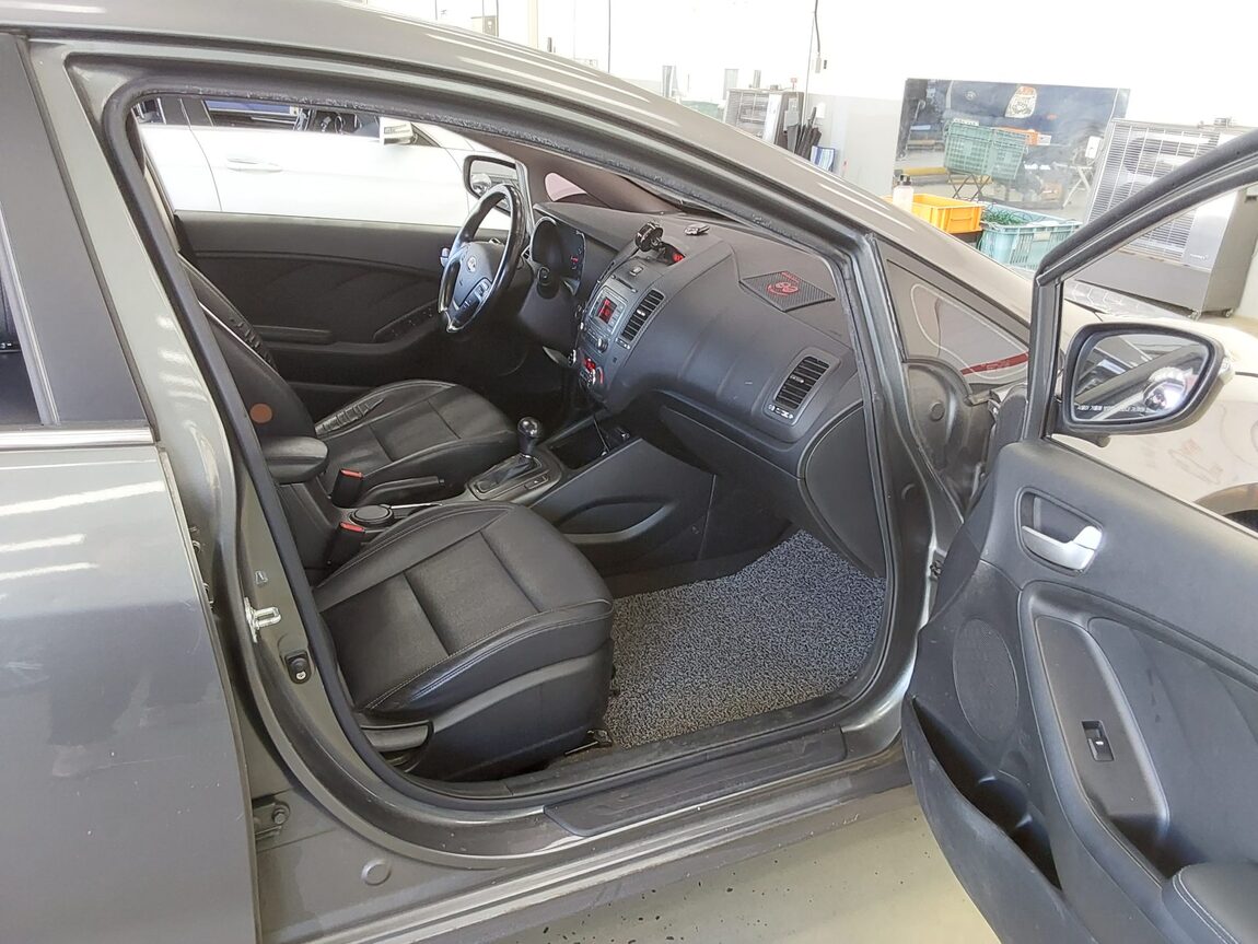 KIA K3 1.6 GDI LUXURY 2015 - zdjęcie 14