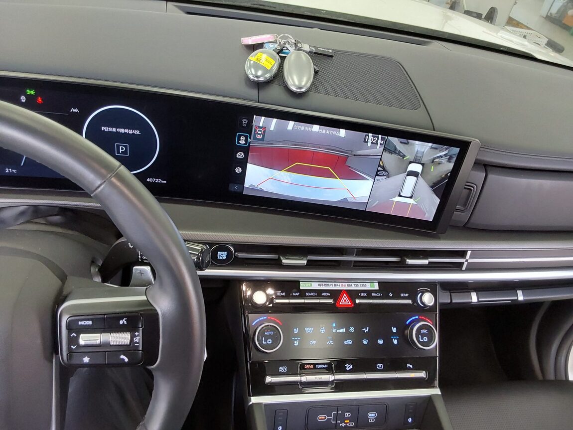 HYUNDAI THE ALL NEW SANTA FE HYBRID 1.6 HEV AWD PRESTIGE 2025 - zdjęcie 17