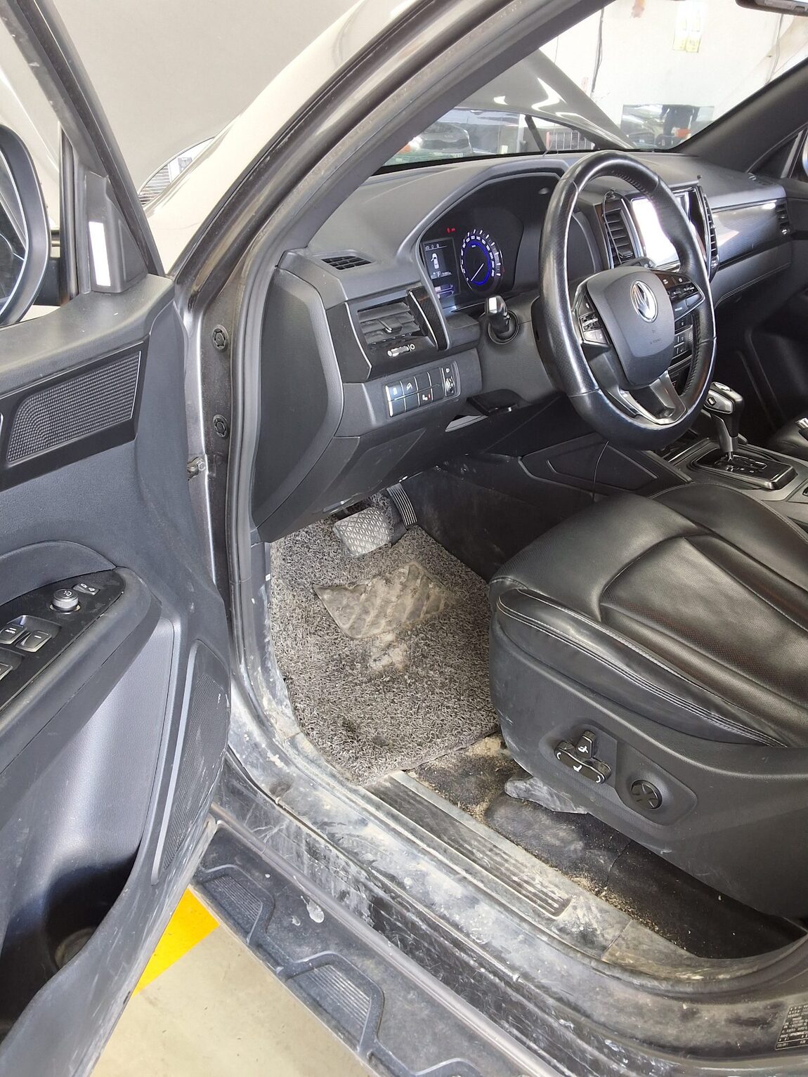 KG MOBILITY (SSANGYONG) REXTON SPORTS KHAN DIESEL 2.2 4WD PRESTIGE POWER LEAF 2020 - zdjęcie 10