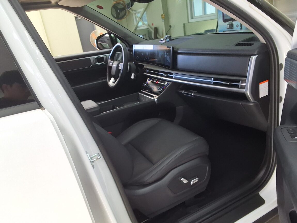 HYUNDAI THE ALL NEW SANTA FE HYBRID 1.6 HEV AWD PRESTIGE 2025 - zdjęcie 15
