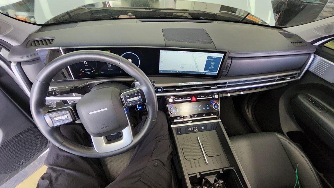 HYUNDAI THE ALL NEW SANTA FE HYBRID 1.6 HEV AWD PRESTIGE 2025 - zdjęcie 11