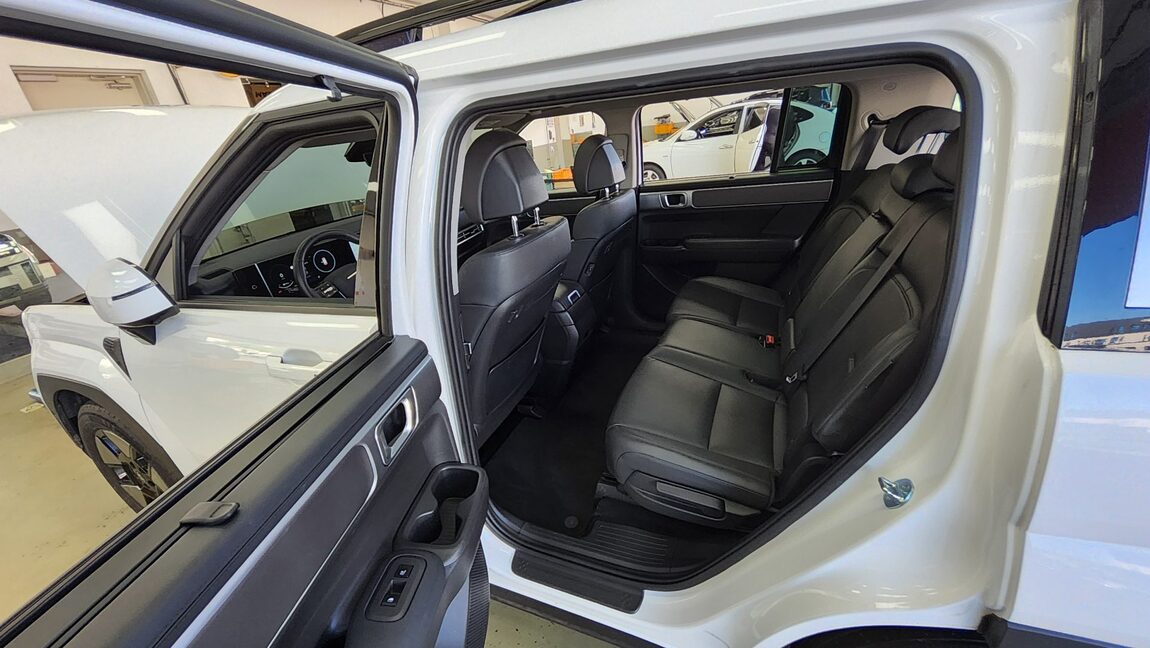 HYUNDAI THE ALL NEW SANTA FE HYBRID 1.6 HEV AWD PRESTIGE 2025 - zdjęcie 12