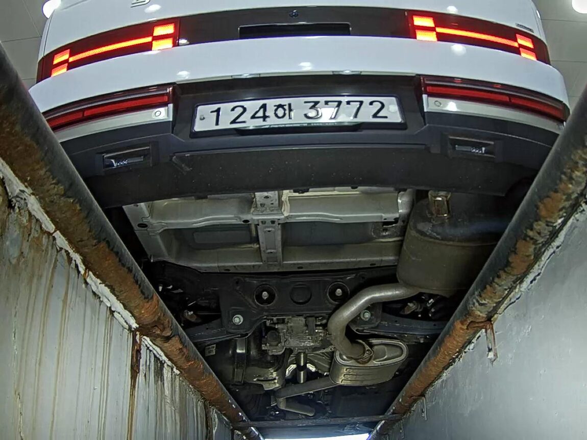HYUNDAI THE ALL NEW SANTA FE HYBRID 1.6 HEV AWD PRESTIGE 2025 - zdjęcie 8