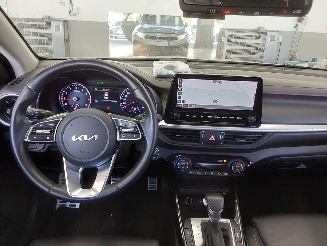 KIA THE NEW K3 1.6 GASOLINE PRESTIGE 2023 - zdjęcie 11