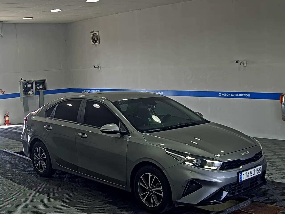 KIA THE NEW K3 1.6 GASOLINE PRESTIGE 2023 - zdjęcie 3