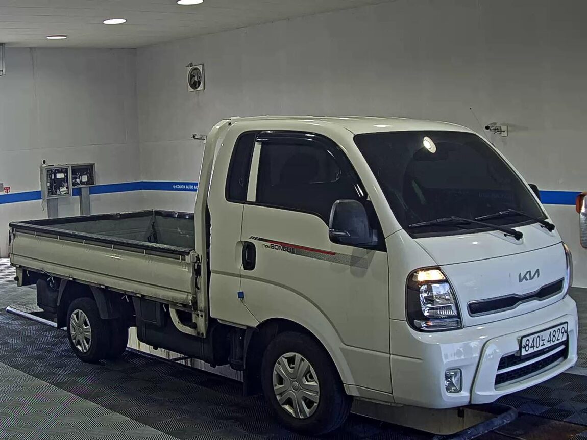 KIA THE NEW BONGO III CARGO 1 TON KING CAB EXTRA LONG WHEELBASE GLS 2022 - zdjęcie 3