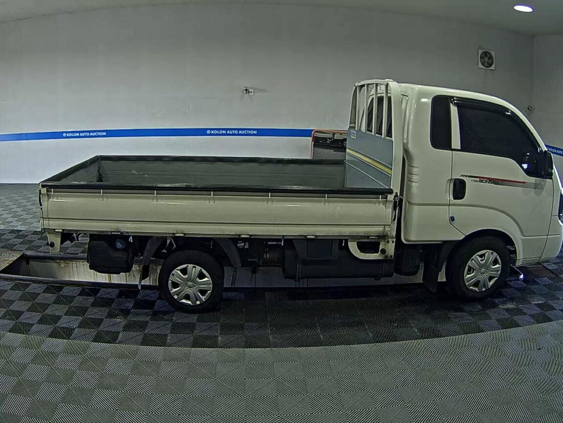 KIA THE NEW BONGO III CARGO 1 TON KING CAB EXTRA LONG WHEELBASE GLS 2022 - zdjęcie 4