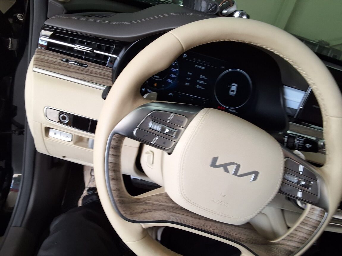 KIA THE NEW K9 (RJ) 3.8 GASOLINE AWD PLATINUM BEST SELECTION I 2025 - zdjęcie 23