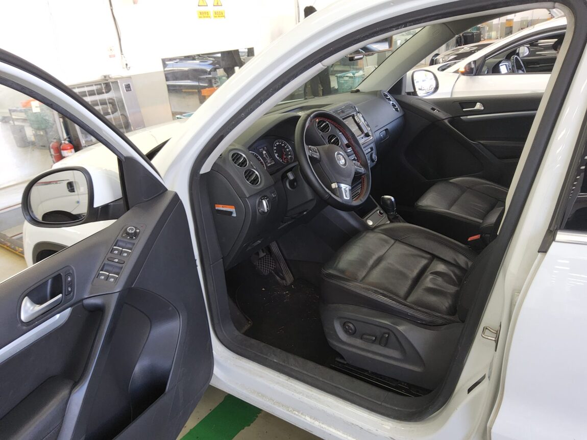 VOLKSWAGEN TIGUAN 2.0 TDI BLUEMOTION 2016 - zdjęcie 10