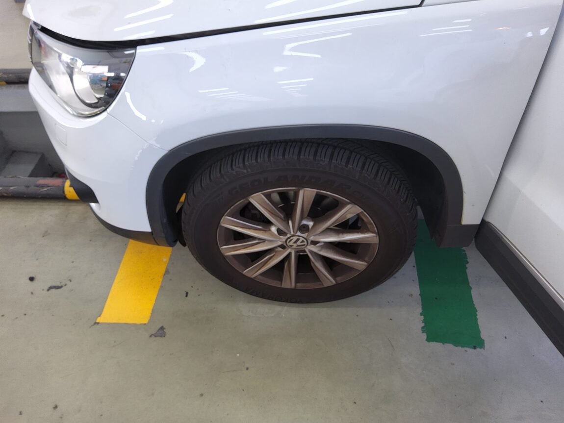VOLKSWAGEN TIGUAN 2.0 TDI BLUEMOTION 2016 - zdjęcie 19