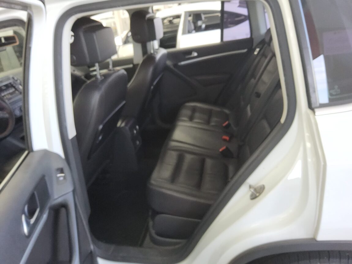 VOLKSWAGEN TIGUAN 2.0 TDI BLUEMOTION 2016 - zdjęcie 12