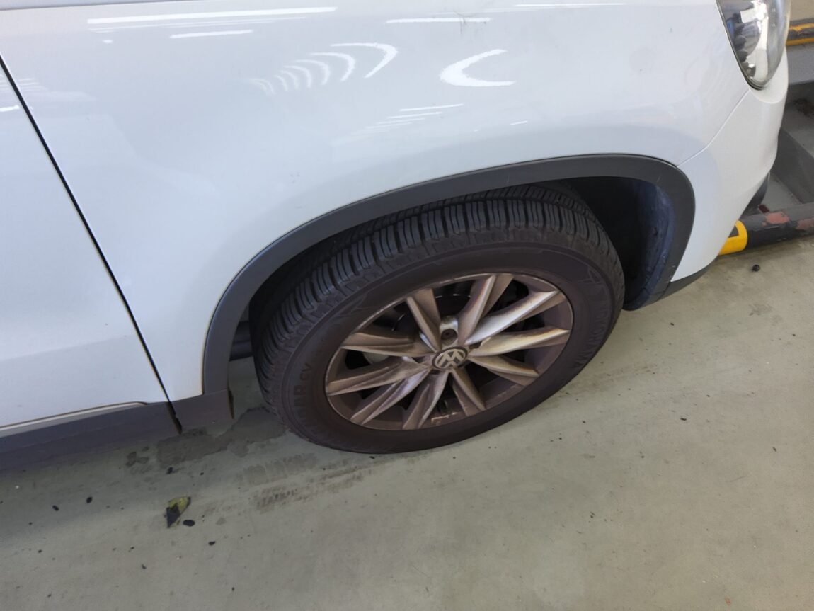 VOLKSWAGEN TIGUAN 2.0 TDI BLUEMOTION 2016 - zdjęcie 21