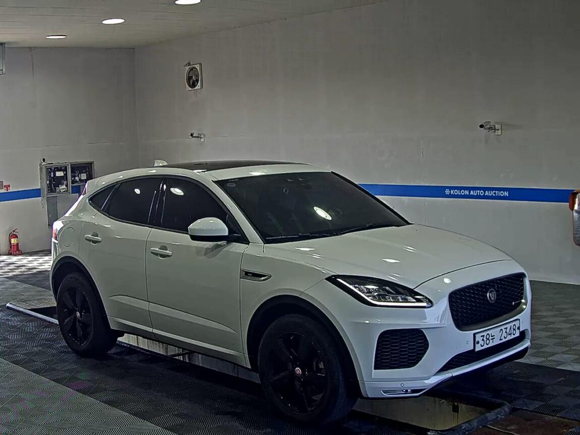 JAGUAR E-PACE 2.0 P250 R DYNAMIC 2018 - zdjęcie 3