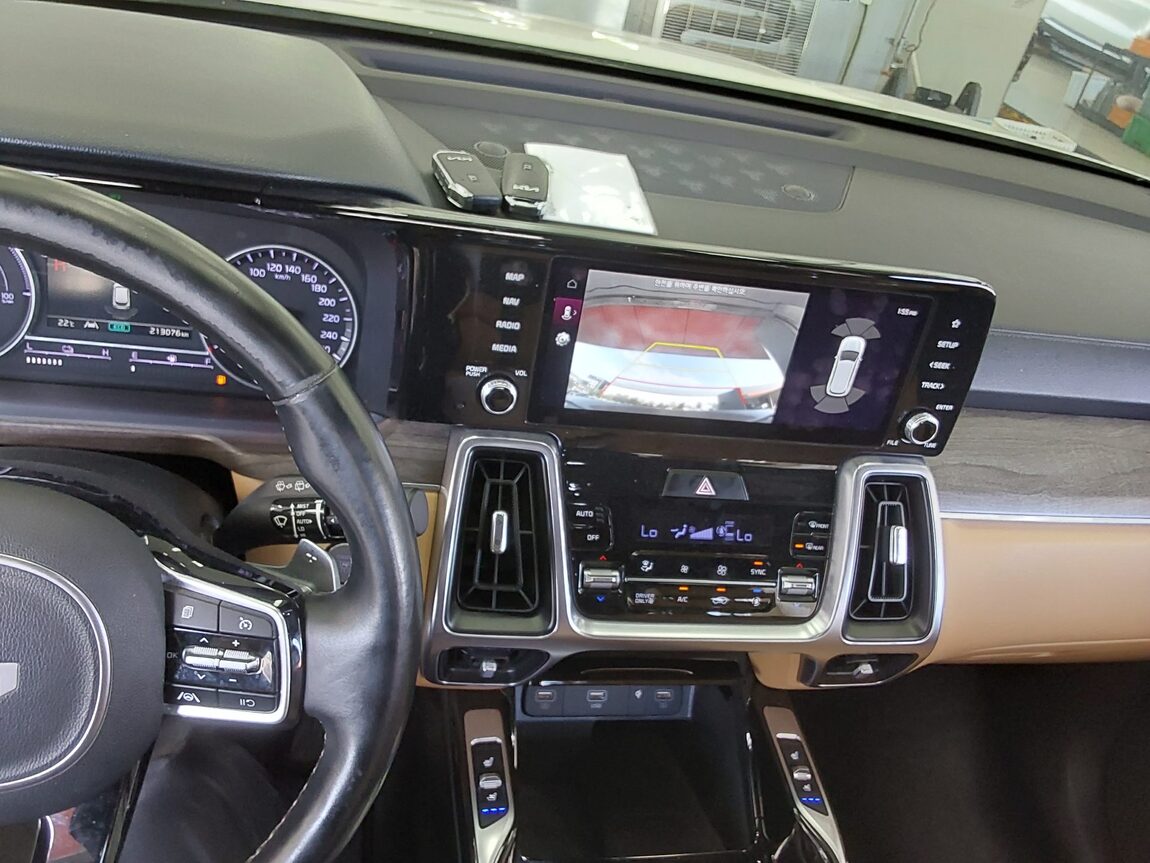 KIA NEW SORENTO HYBRID (MQ4) 1.6 HEV 2WD PRESTIGE 2022 - zdjęcie 17