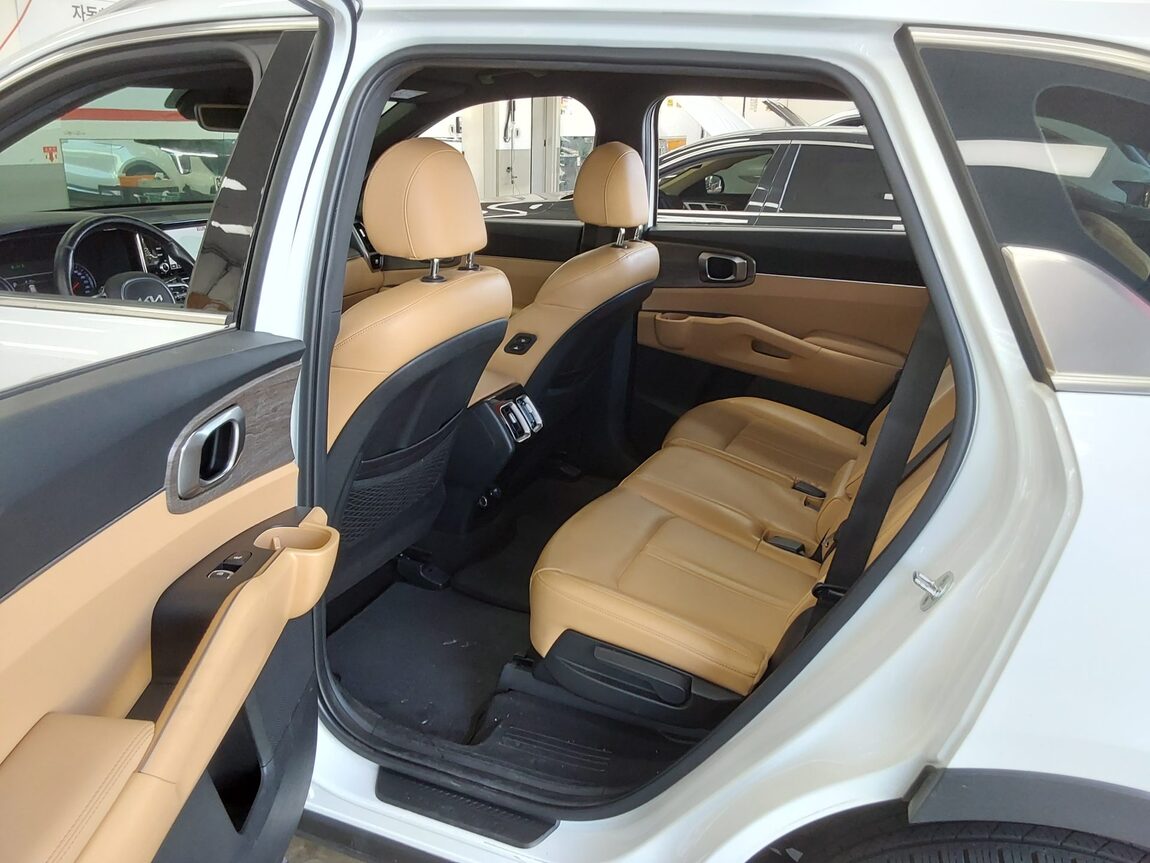 KIA NEW SORENTO HYBRID (MQ4) 1.6 HEV 2WD PRESTIGE 2022 - zdjęcie 12