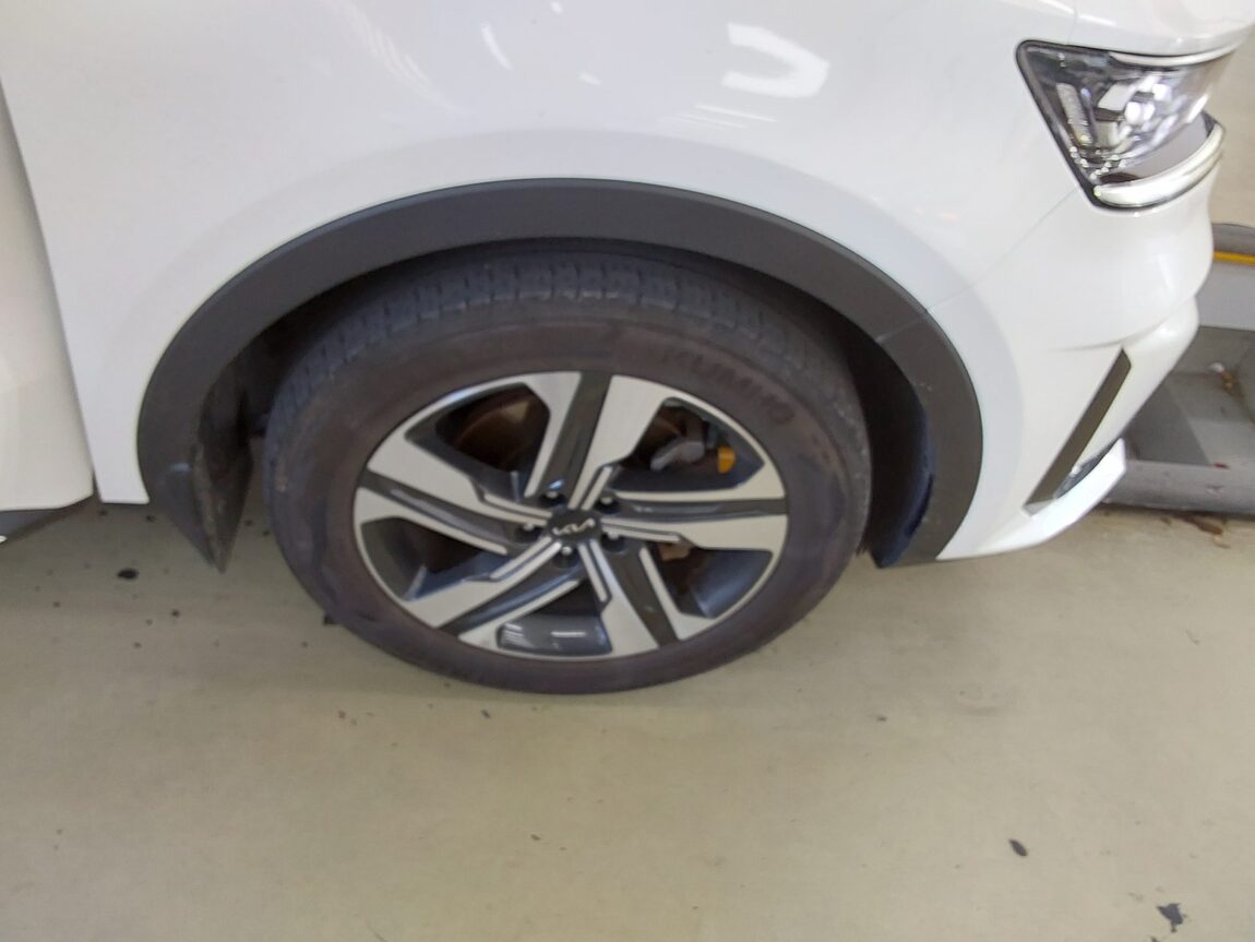 KIA NEW SORENTO HYBRID (MQ4) 1.6 HEV 2WD PRESTIGE 2022 - zdjęcie 22