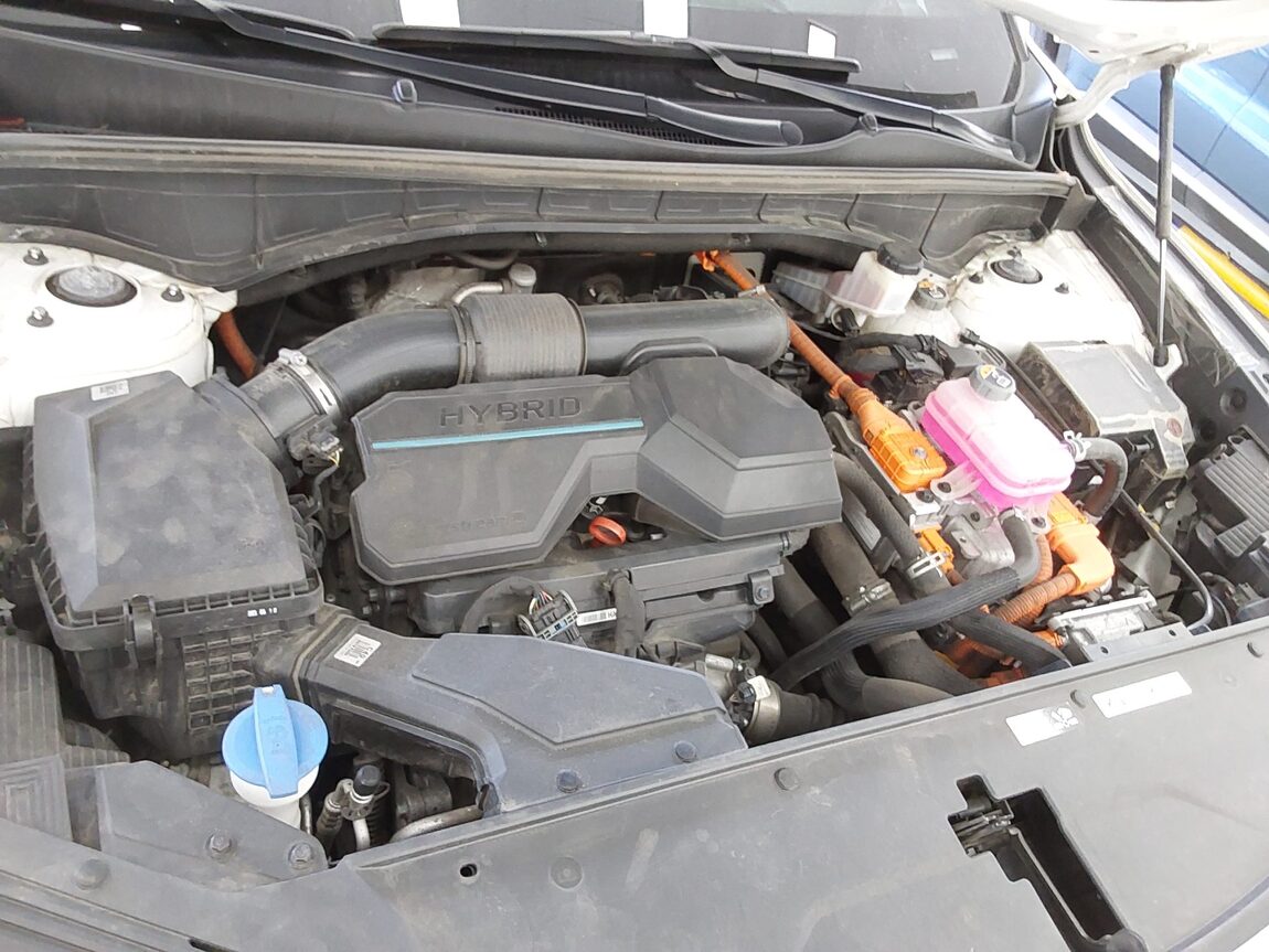 KIA NEW SORENTO HYBRID (MQ4) 1.6 HEV 2WD PRESTIGE 2022 - zdjęcie 18