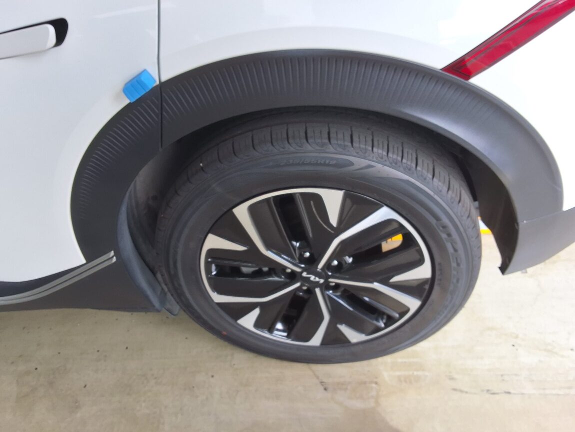KIA EV6 LONG RANGE 2WD AIR 2023 - zdjęcie 20