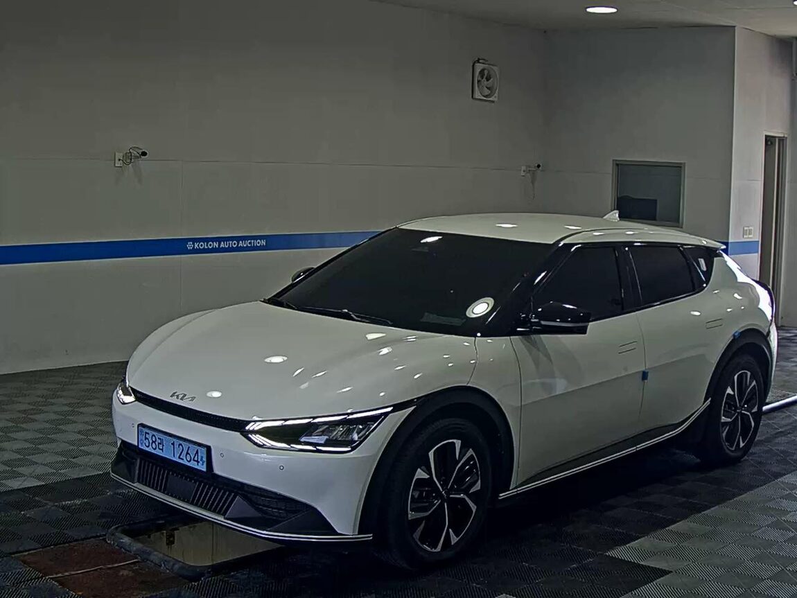 KIA EV6 LONG RANGE 2WD AIR 2023 - zdjęcie 2