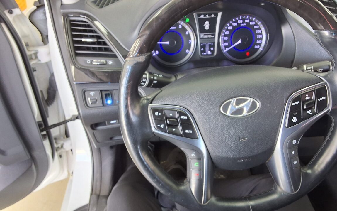 HYUNDAI GRANDEUR HG LPI TAXI DELUXE TYPE 2016 - zdjęcie 17