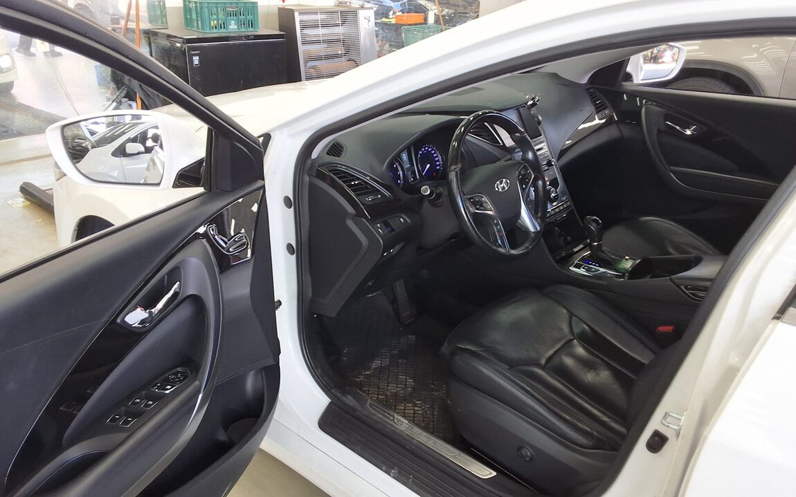 HYUNDAI GRANDEUR HG LPI TAXI DELUXE TYPE 2016 - zdjęcie 10