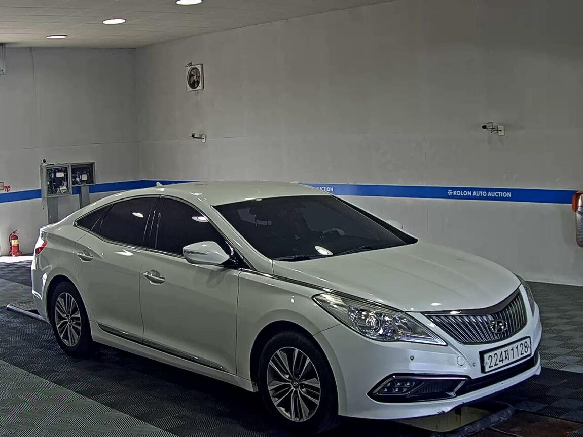 HYUNDAI GRANDEUR HG LPI TAXI DELUXE TYPE 2016 - zdjęcie 3