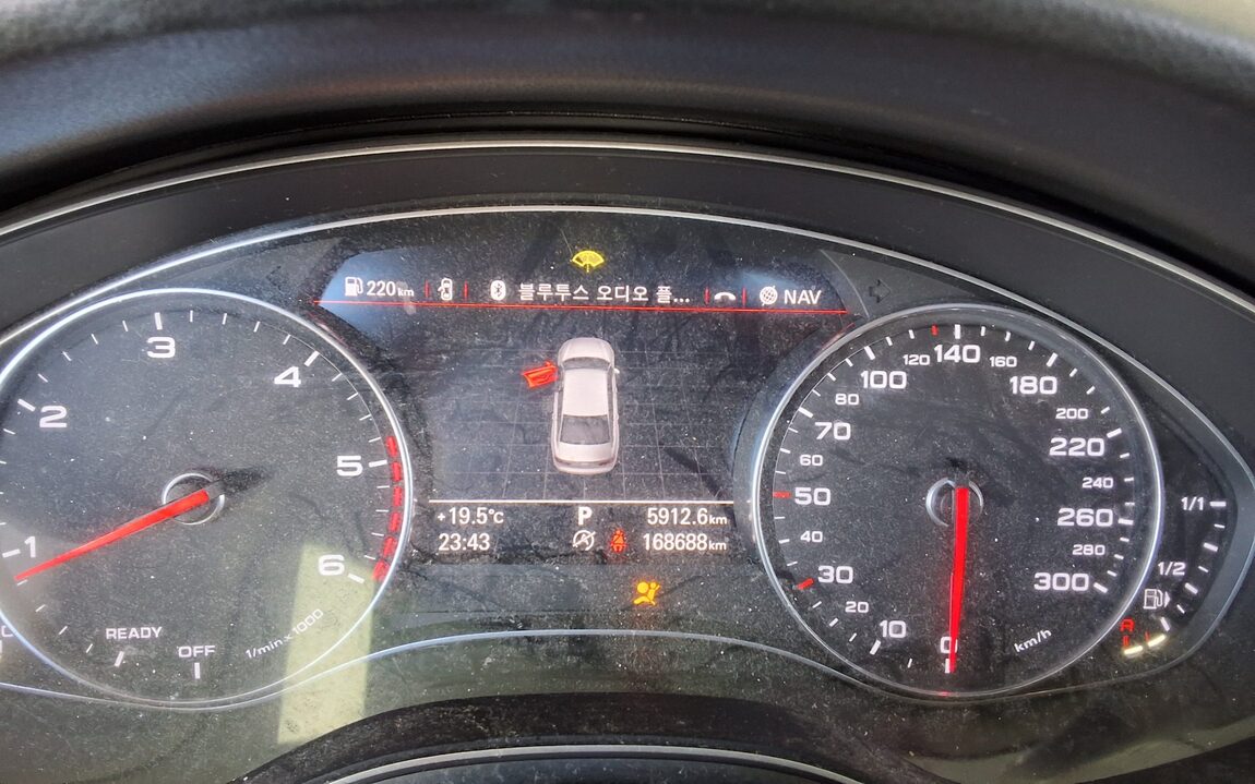 AUDI A6 (4TH GEN) 35 TDI PREMIUM 2016 - zdjęcie 9