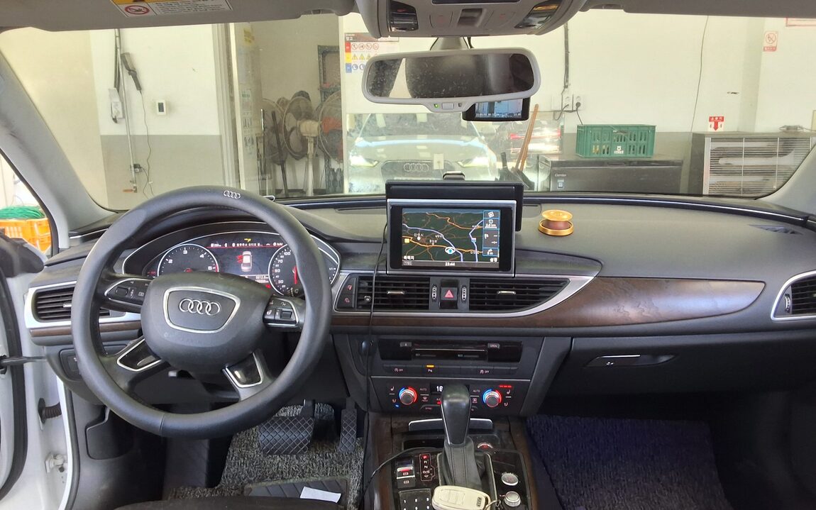 AUDI A6 (4TH GEN) 35 TDI PREMIUM 2016 - zdjęcie 11