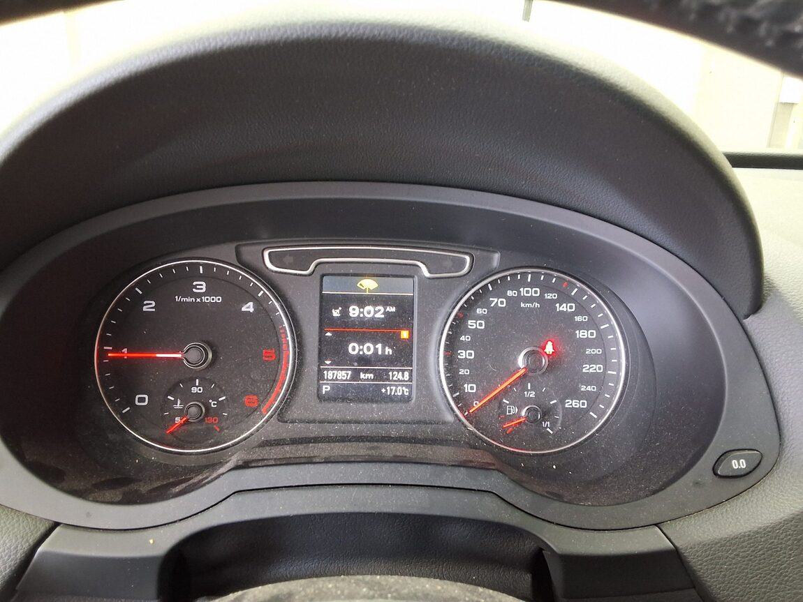 AUDI Q3 30 TDI QUATTRO 2015 - zdjęcie 10