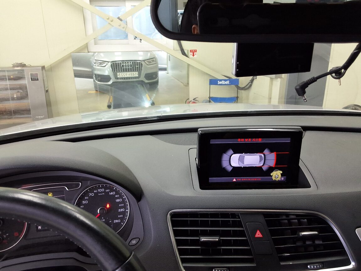 AUDI Q3 30 TDI QUATTRO 2015 - zdjęcie 25