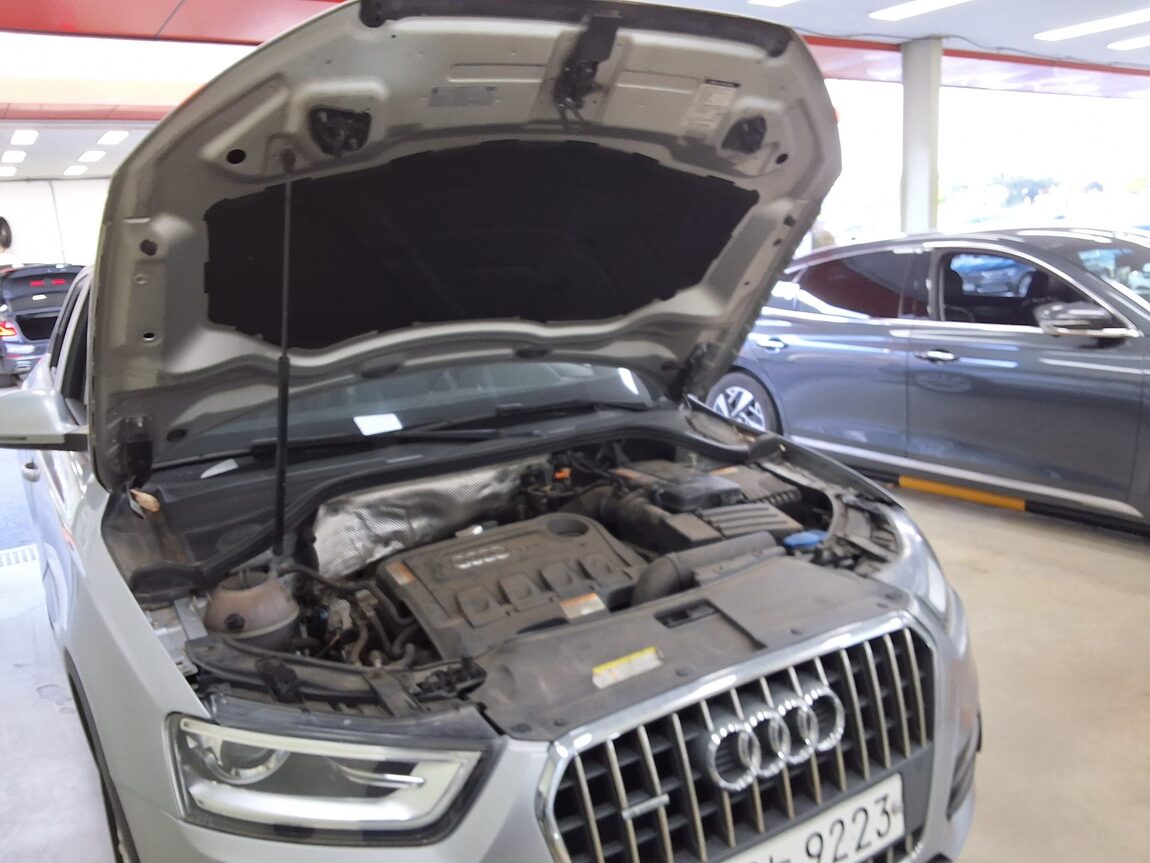AUDI Q3 30 TDI QUATTRO 2015 - zdjęcie 18