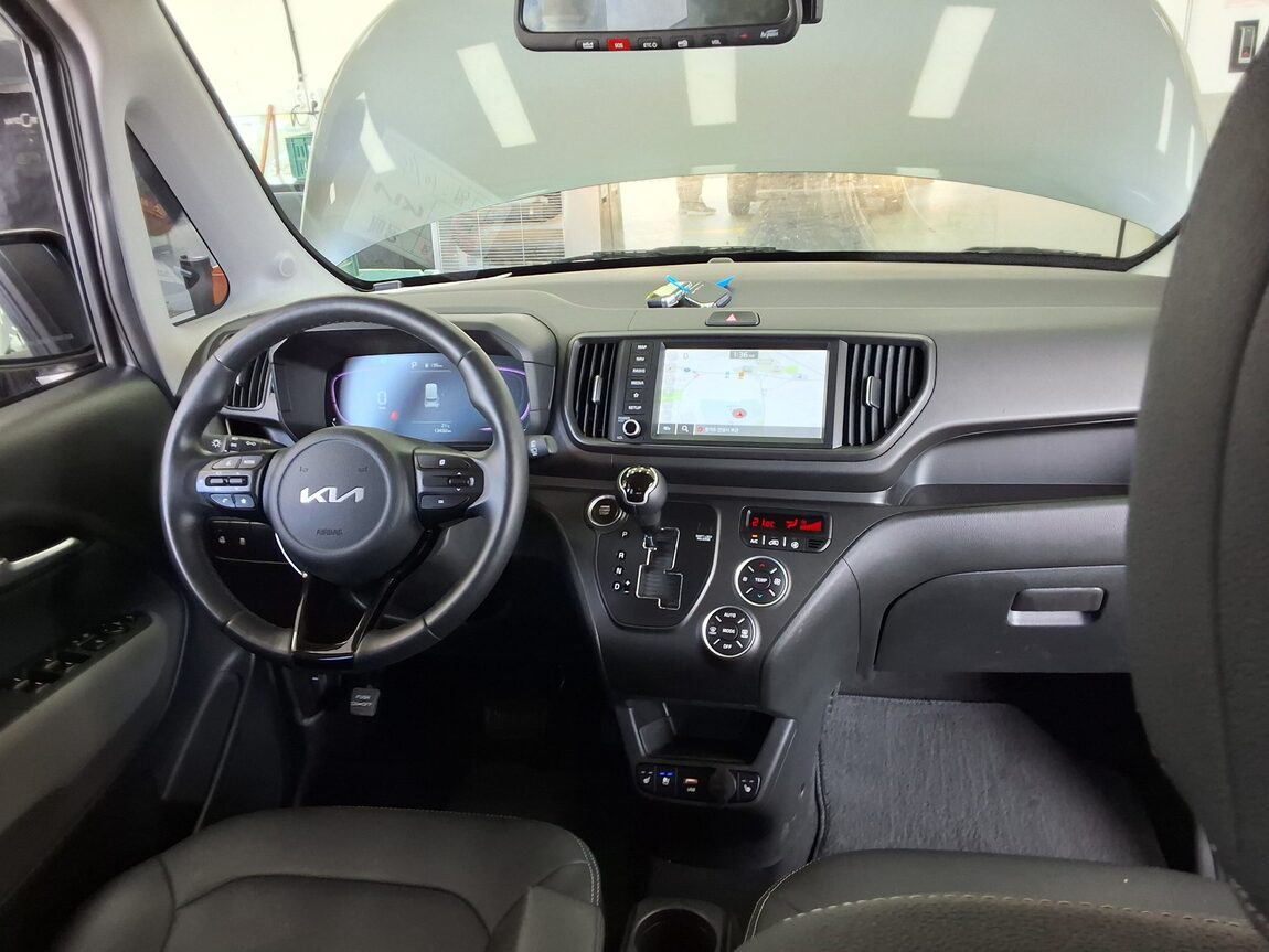 KIA THE NEW KIA RAY 1.0 GASOLINE PRESTIGE 2023 - zdjęcie 11