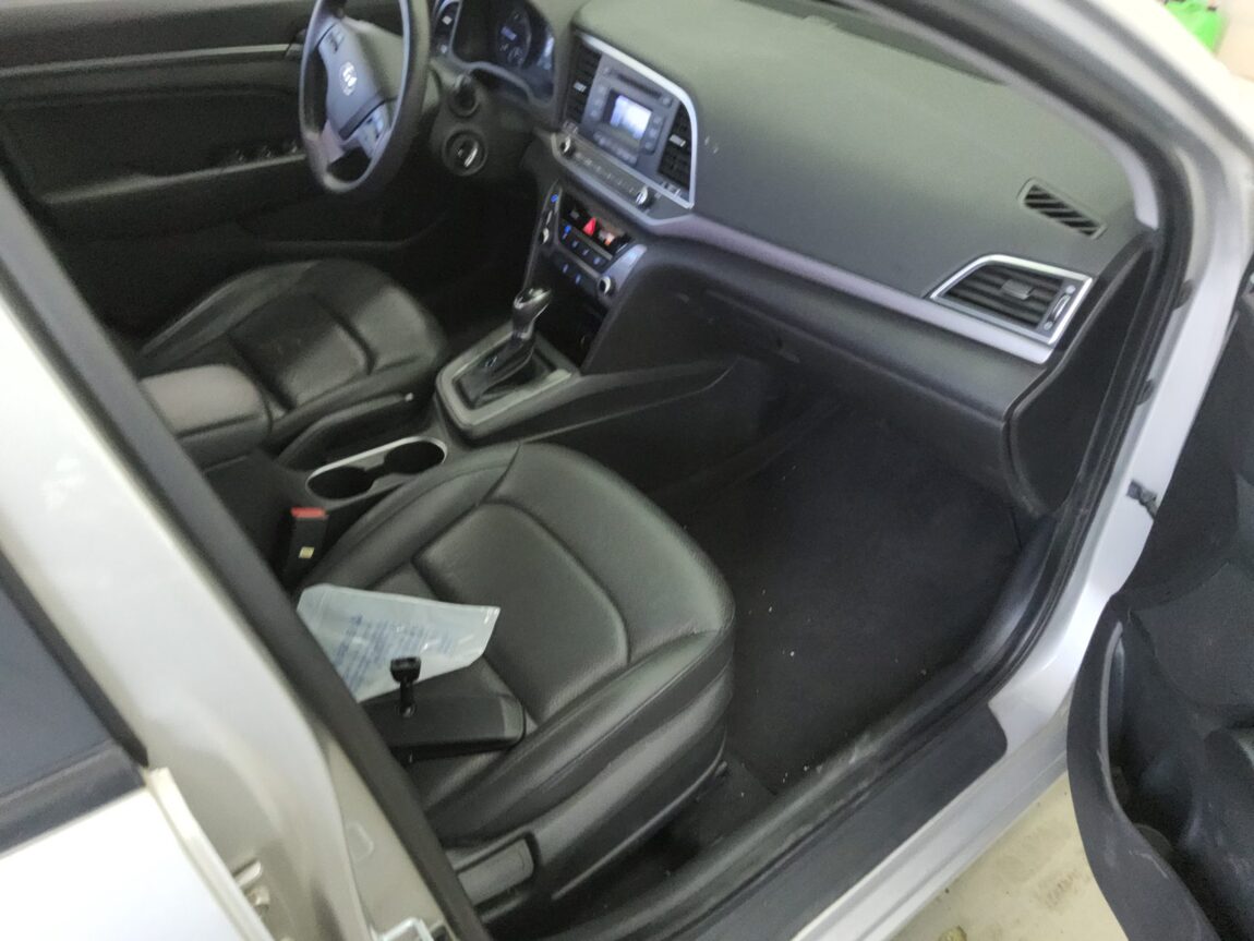 HYUNDAI AVANTE AD 1.6 DIESEL STYLE 2016 - zdjęcie 14
