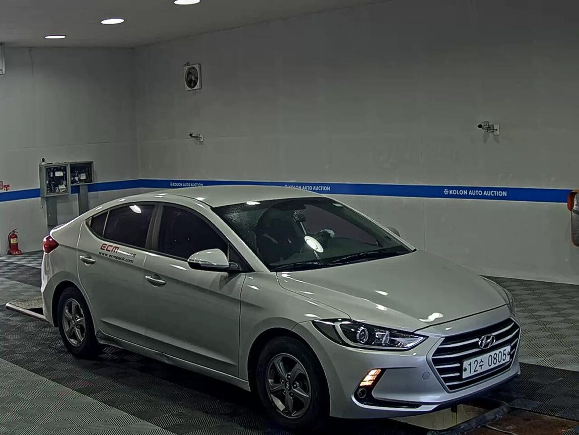 HYUNDAI AVANTE AD 1.6 DIESEL STYLE 2016 - zdjęcie 3