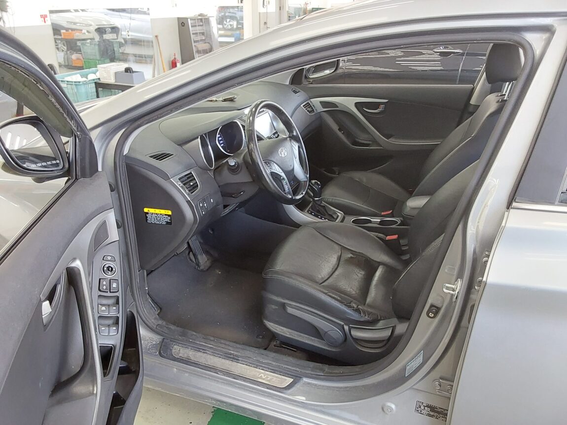 HYUNDAI THE NEW AVANTE MD 1.6 GDi MODERN 2015 - zdjęcie 10
