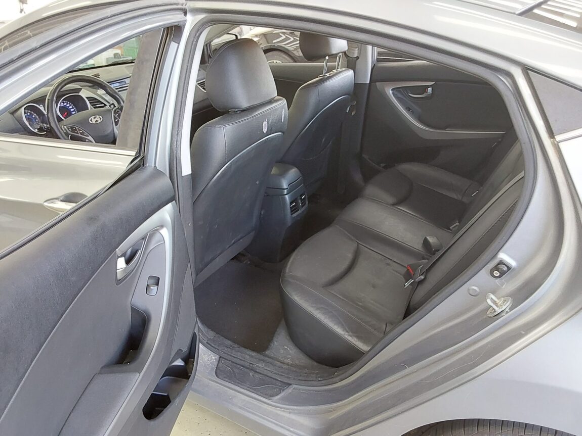 HYUNDAI THE NEW AVANTE MD 1.6 GDi MODERN 2015 - zdjęcie 12