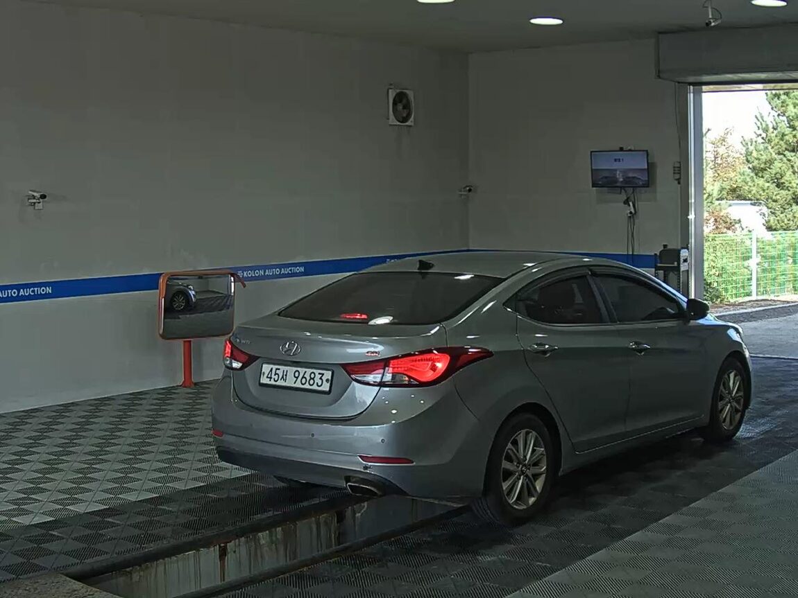 HYUNDAI THE NEW AVANTE MD 1.6 GDi MODERN 2015 - zdjęcie 5
