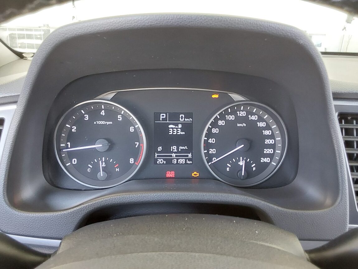 HYUNDAI AVANTE AD 1.6 GDi SMART 2017 - zdjęcie 9