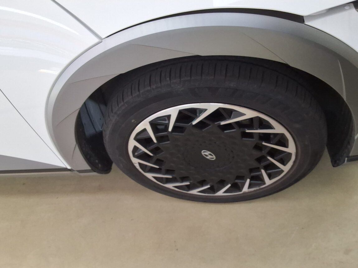 HYUNDAI IONIQ 5 EV 2WD LONG RANGE PRESTIGE 2024 - zdjęcie 21