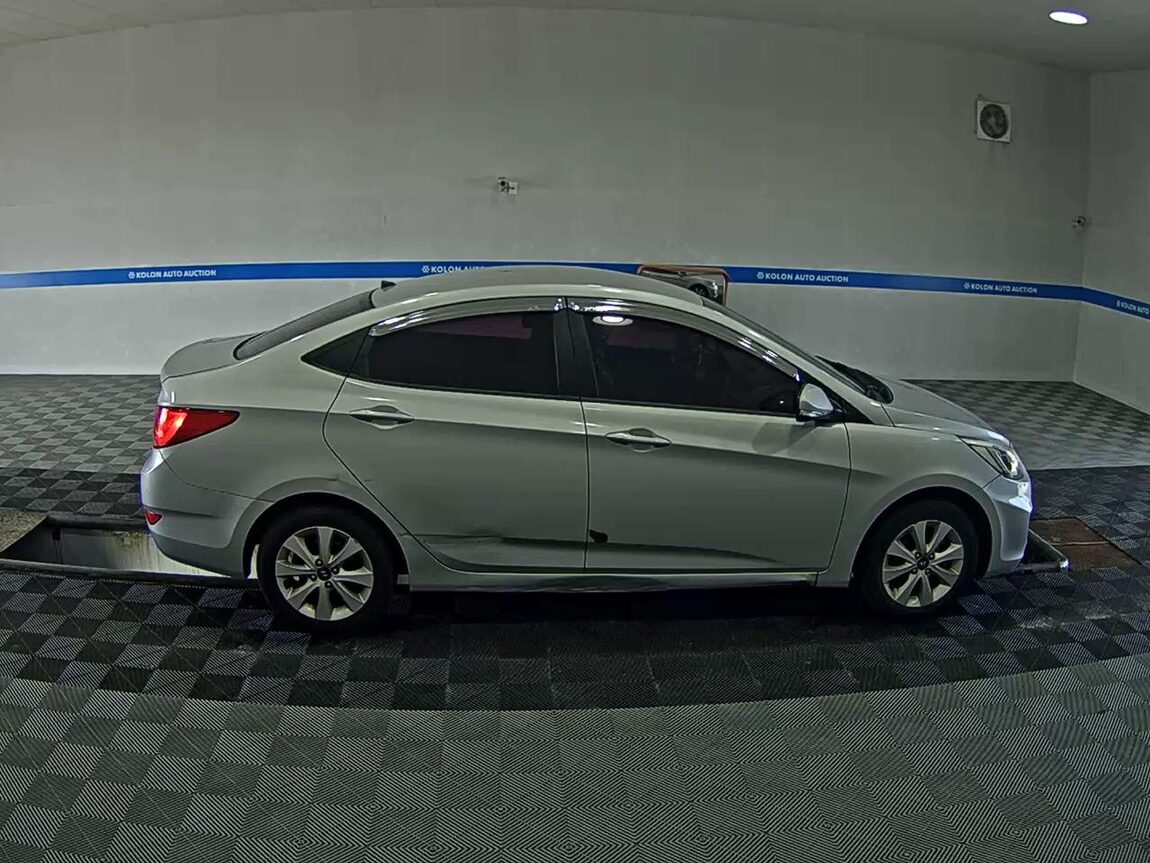 HYUNDAI NEW ACCENT 1.4 VVT MODERN 2015 - zdjęcie 4