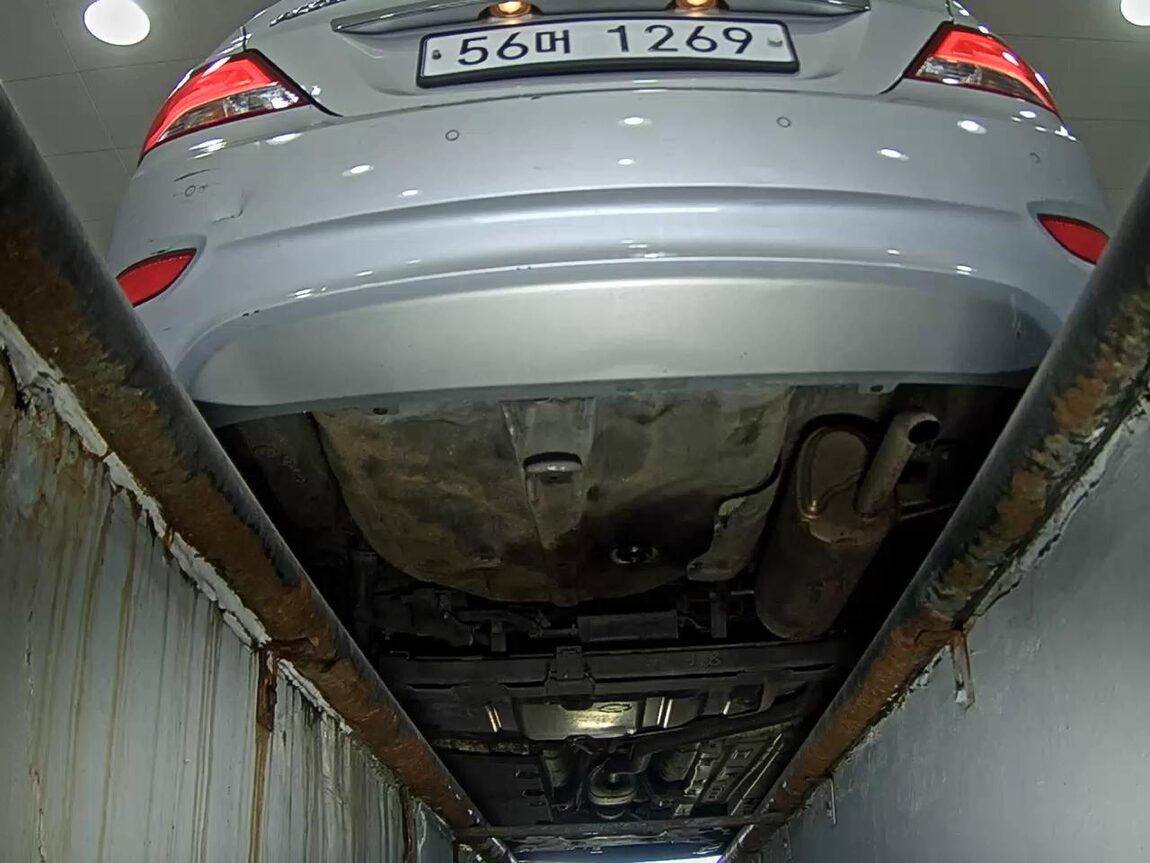 HYUNDAI NEW ACCENT 1.4 VVT MODERN 2015 - zdjęcie 8