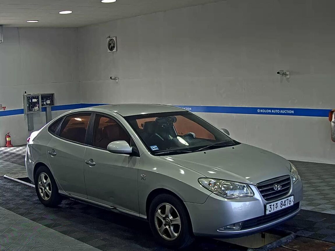 HYUNDAI AVANTE HD 1.6 VVT S16 LUXURY 2008 - zdjęcie 3