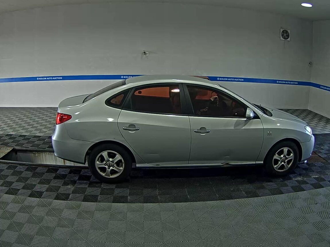 HYUNDAI AVANTE HD 1.6 VVT S16 LUXURY 2008 - zdjęcie 4